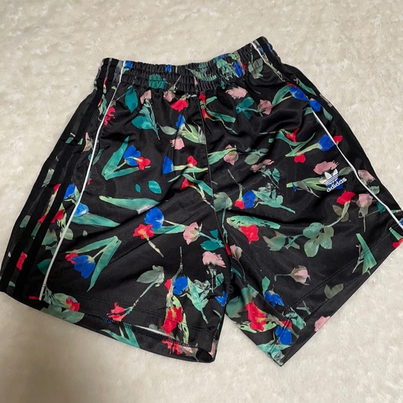 adidas Pants - New Adidas original women’s shorts